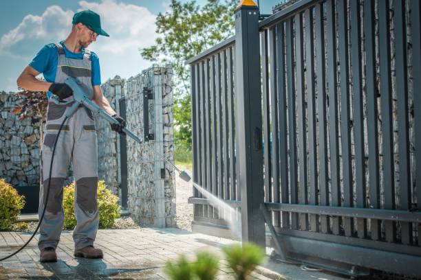 Best Animal Enclosure Cleaning  in Kiawah Island, SC